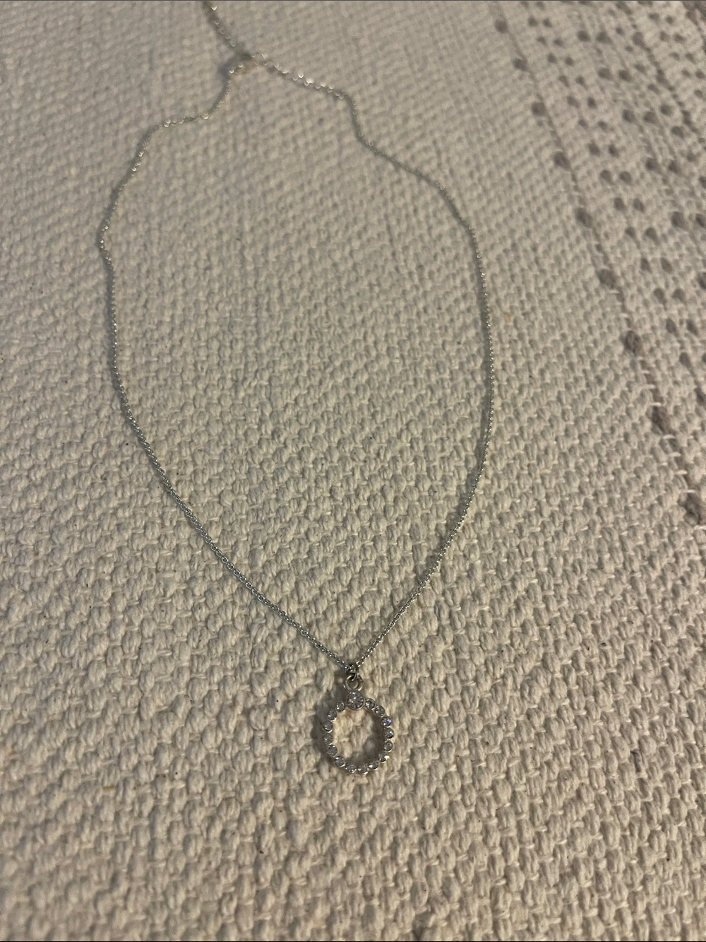 Old navy Delicate Silver Circle Pendant Necklace